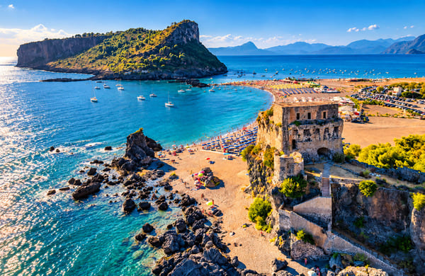 Isola di Dino a Praia a mare